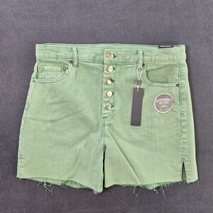 Tractr Green Jean Shorts with Button Detail